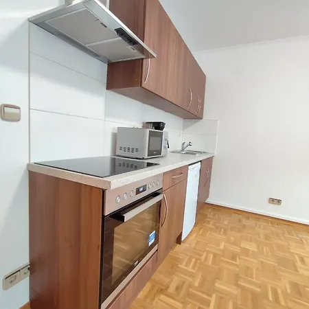 Tempel-inn Klosterstrasse Apartment *